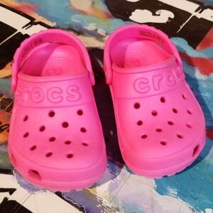 CROCS toddler size 6 PINK